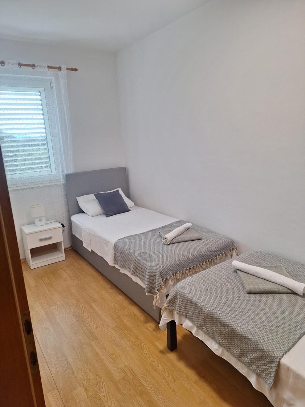 Apartment Tre Strade Baška Voda Eksteriør bilde